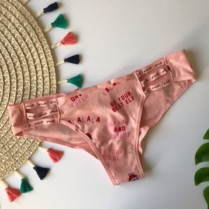 Victoria's Secret PINK Strappy Cheekster Panty Peach Christmas Theme X-Large NEW
